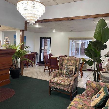 Hamilton Inn Jonesville I-77 Buitenkant foto