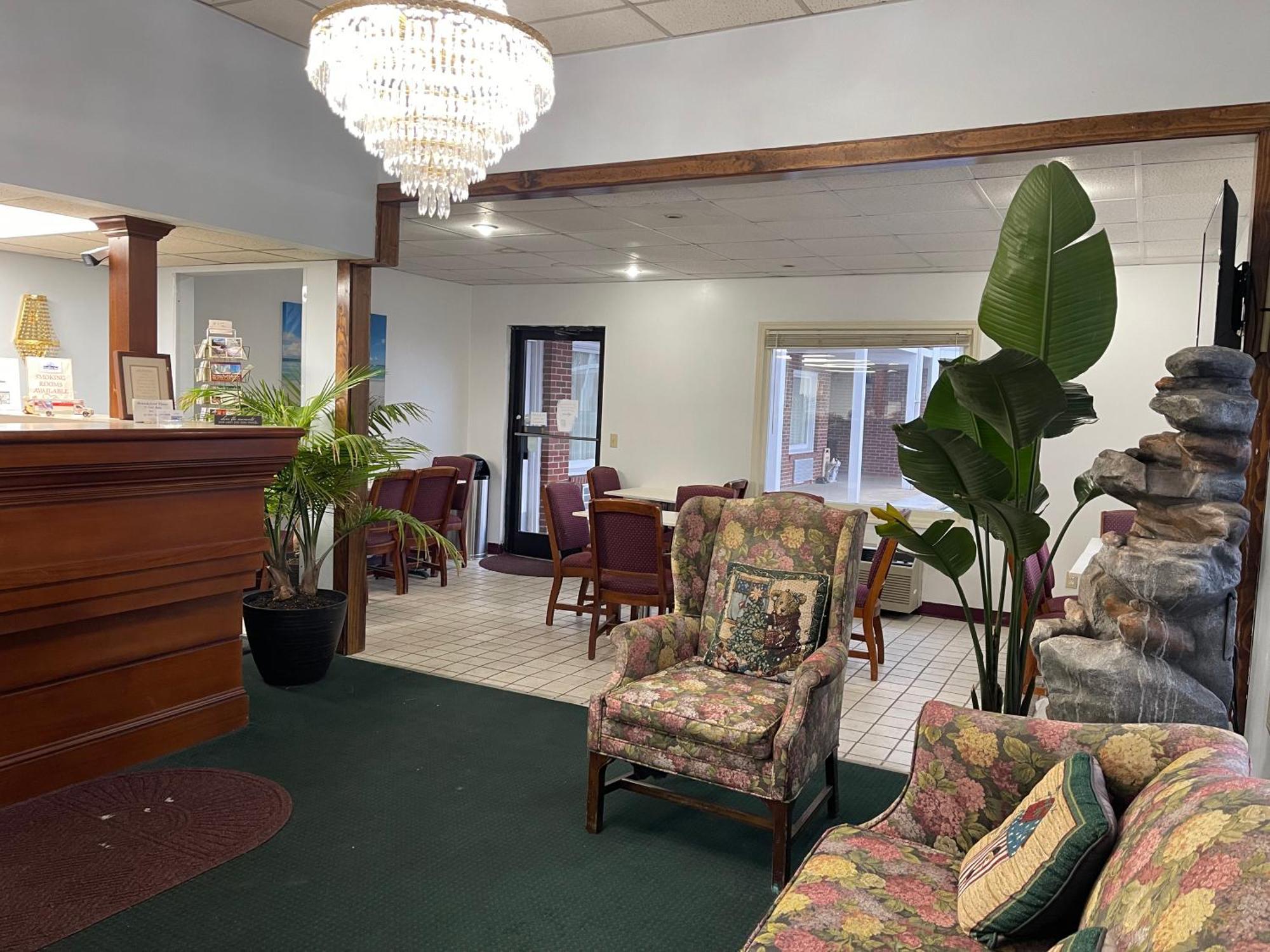 Hamilton Inn Jonesville I-77 Buitenkant foto